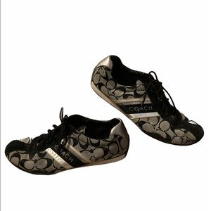 COACH sz9.5 LOGO LACE UPS In BLACK & SILVER